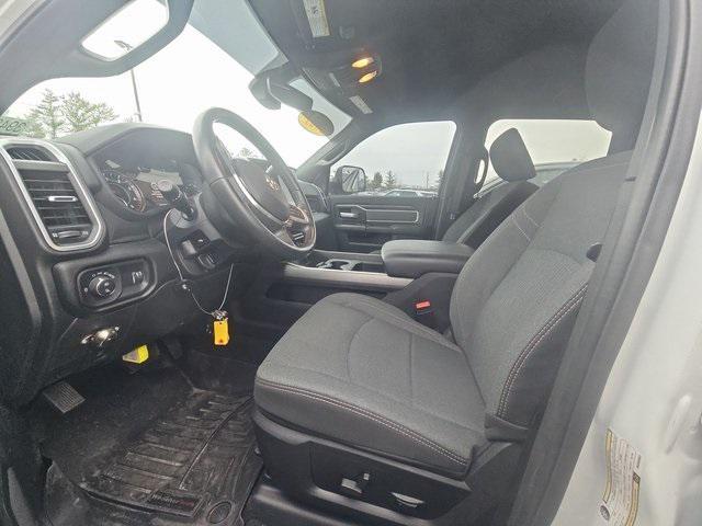 2021 ram 3500 big horn crew cab 4x4 8' box
