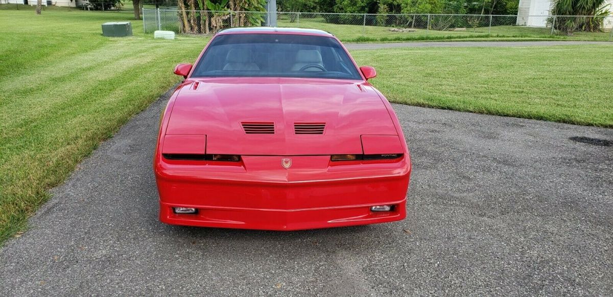 1988 pontiac trans am gta 5 speed manual, t-tops, digital dash, excellent cond
