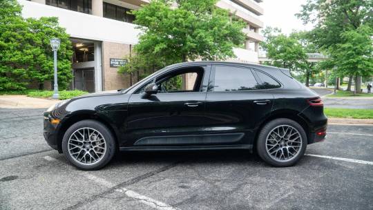 2016 Porsche Macan