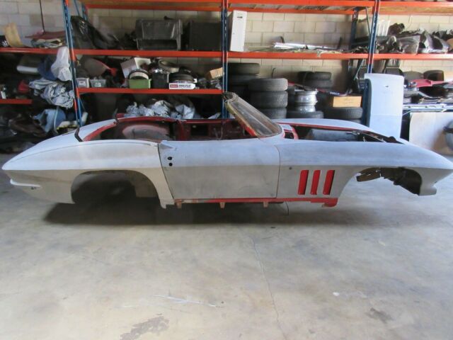 1966 chevrolet corvette convertible body factory red/black resto mod project