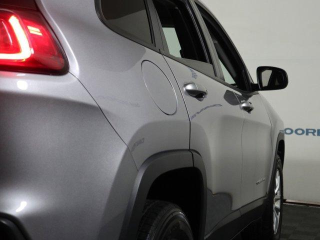 2020 jeep cherokee latitude