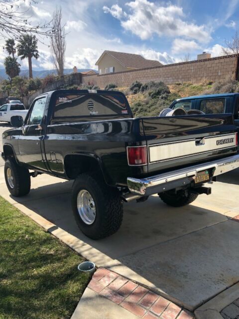 chevy k10, 4x4,short bed, square body