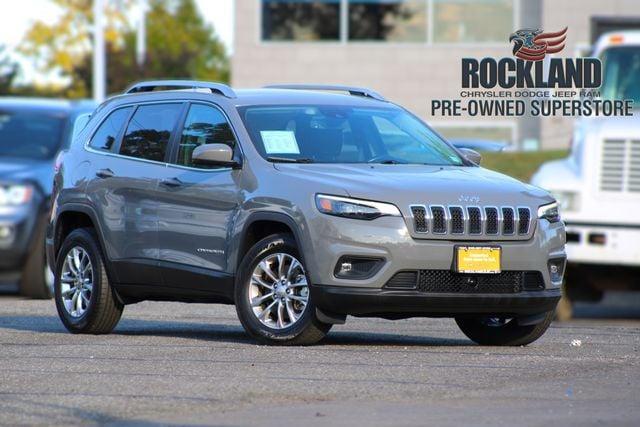 2021 jeep cherokee latitude lux