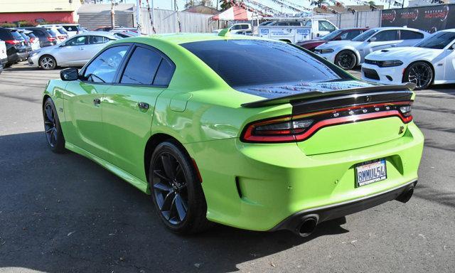 2019 dodge charger scat pack