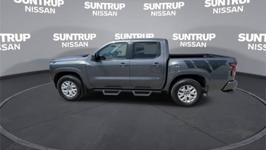 2023 nissan frontier sv