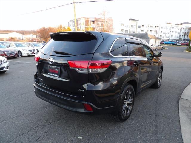 2019 toyota highlander le