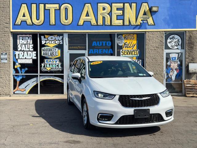 2023 chrysler pacifica touring l
