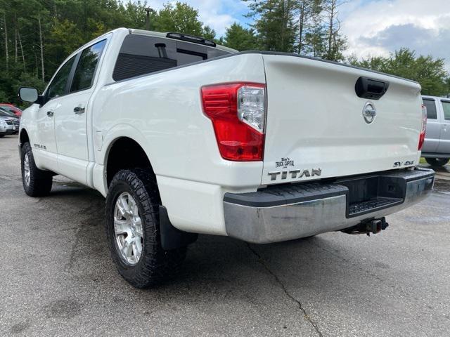 2018 nissan titan sv