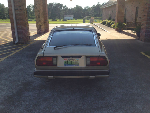 1983 gold and tan datusn by nissan 280zx, s130, clean
