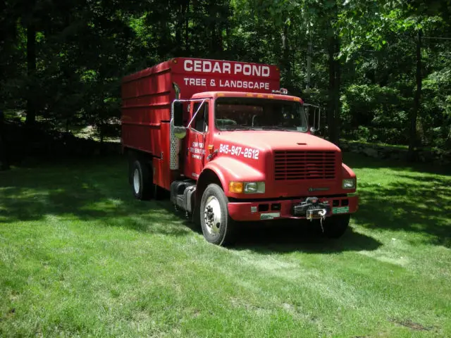 1996 international 4900 chipper truck