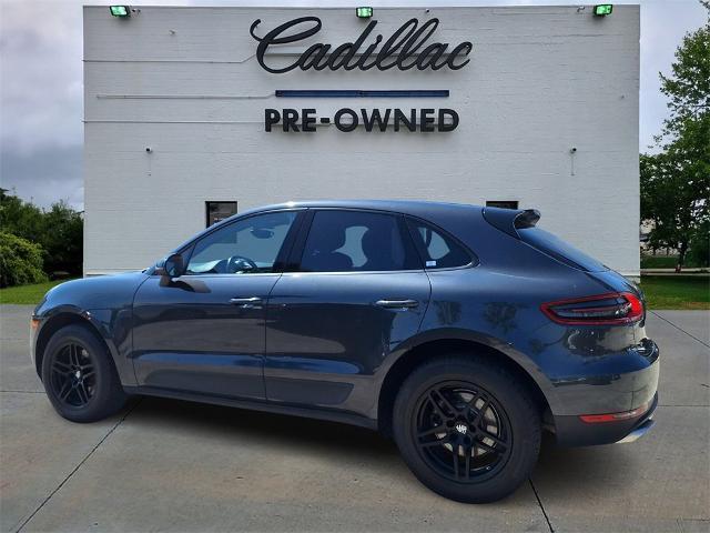 2018 porsche macan base