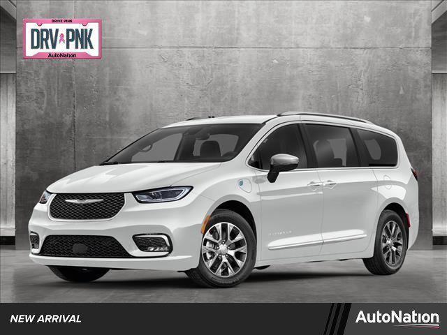 2024 chrysler pacifica hybrid select