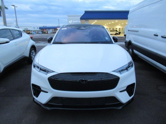 2021 ford mustang mach-e gt
