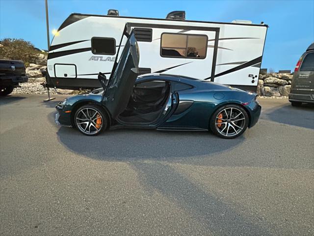 2017 mclaren 570gt base
