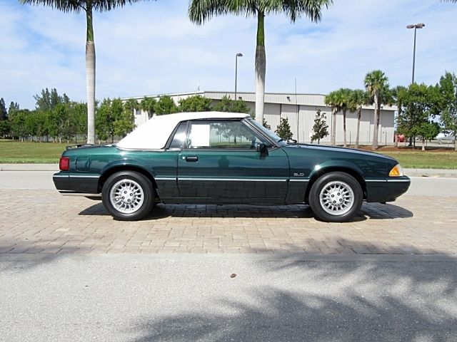 1990 ford mustang lx convertible 2-door 5.0l