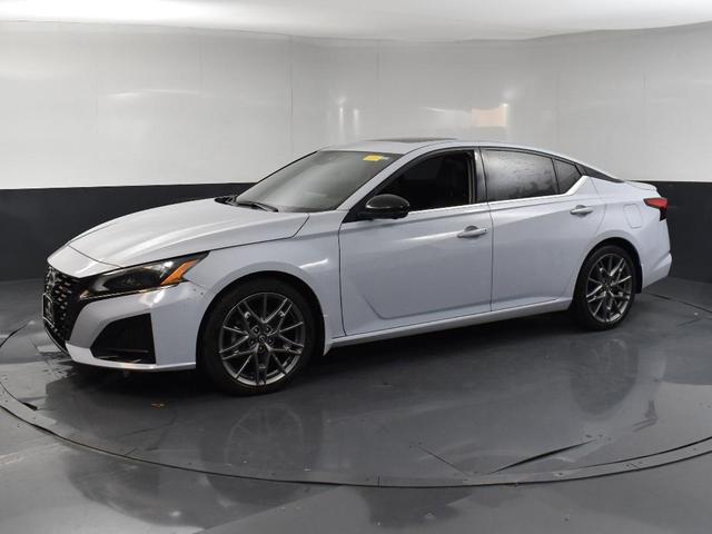 2023 nissan altima 2.0 sr