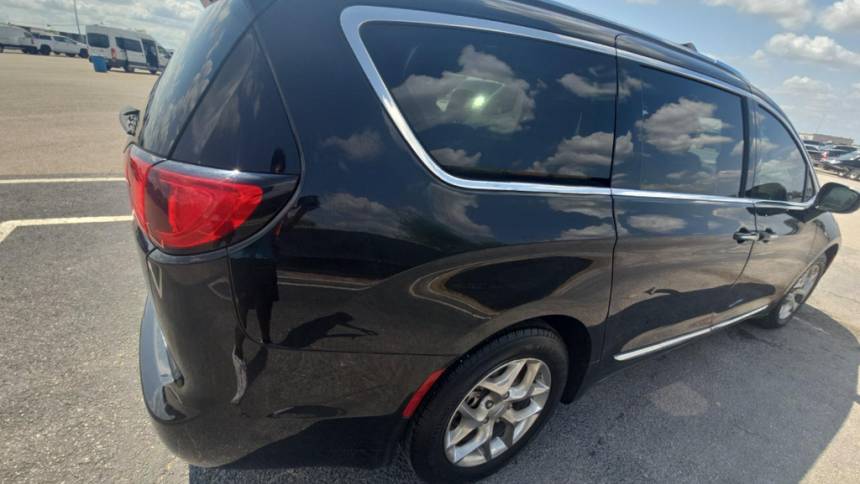 2018 chrysler pacifica limited
