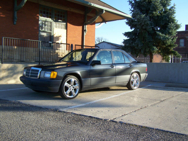 1989 mercedes benz 190e 2.6l no reserve!