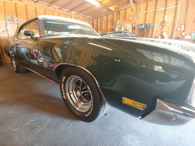 1971 buick gs 4 speed convertible ( very rare )