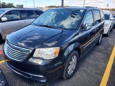 2011 chrysler town & country touring-l