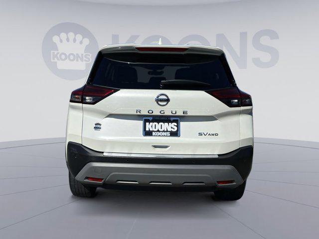 2021 nissan rogue sv