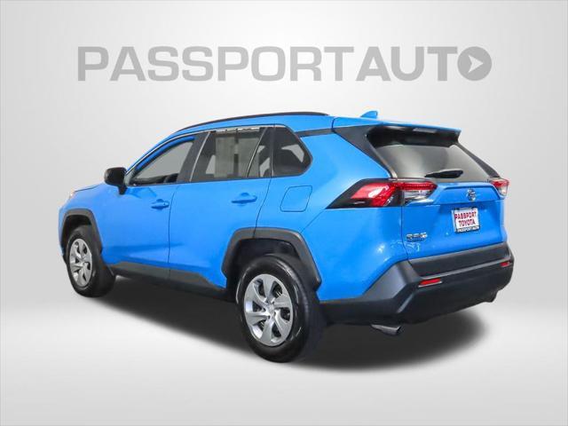 2019 toyota rav4 le