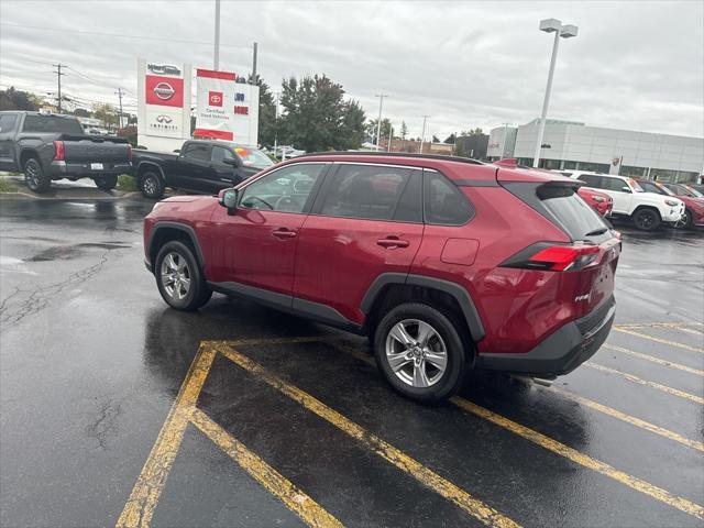 2022 toyota rav4 xle