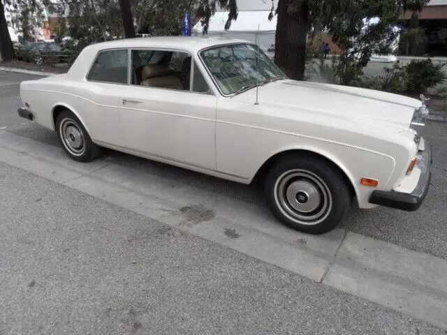 1977 rolls-royce corniche coupe white rwd automatic olive green leather