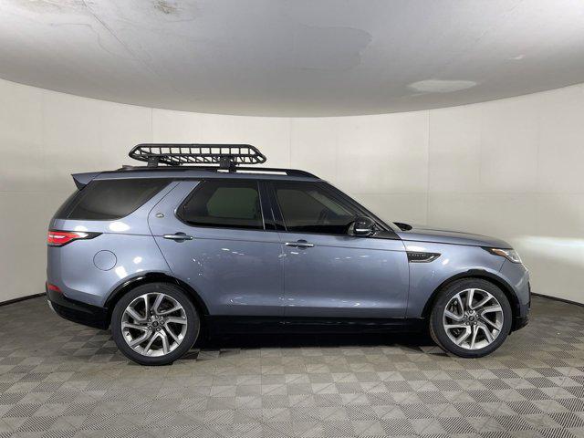 2020 land rover discovery landmark edition
