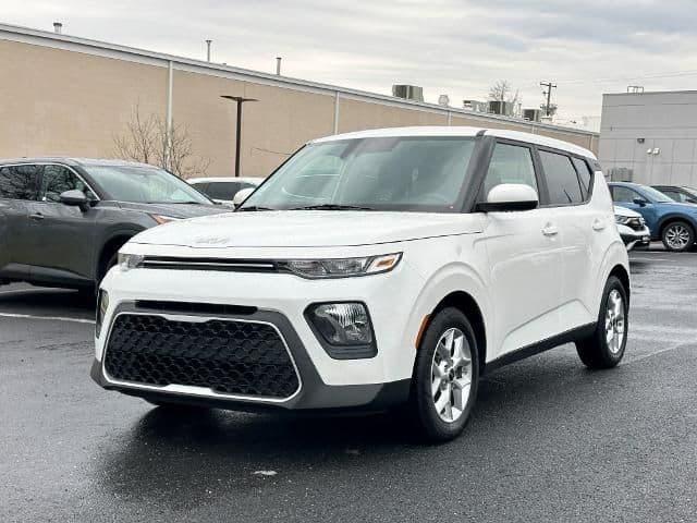 2022 kia soul lx 4dr hatchback in lanham, maryland