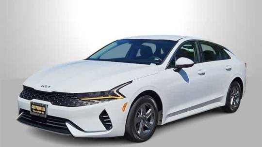 2022 kia k5 lxs