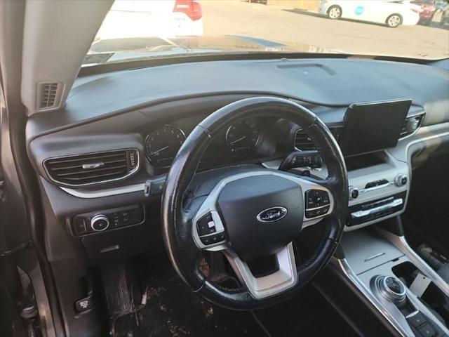 2021 ford explorer xlt