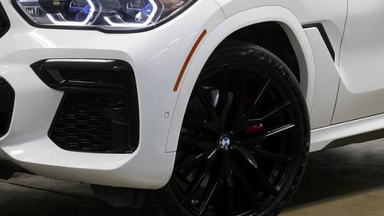 2022 BMW X6