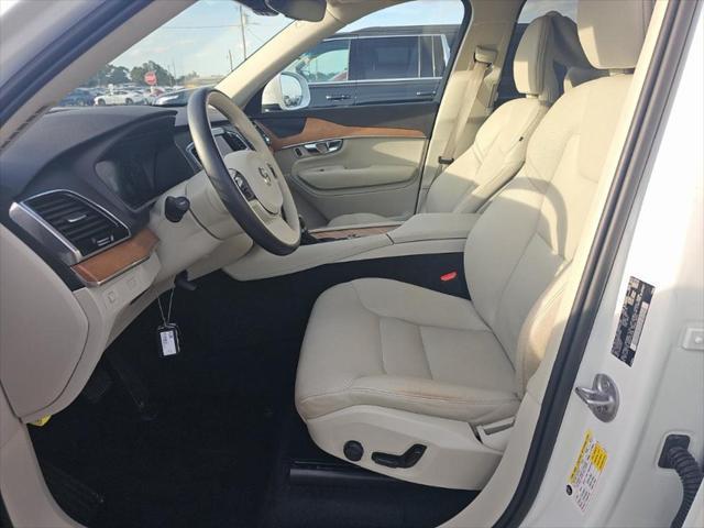 2022 volvo xc90 t6 momentum