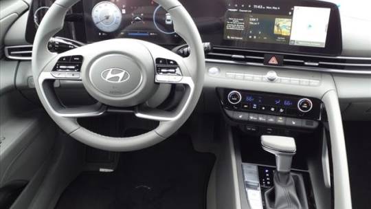 2024 Hyundai Elantra