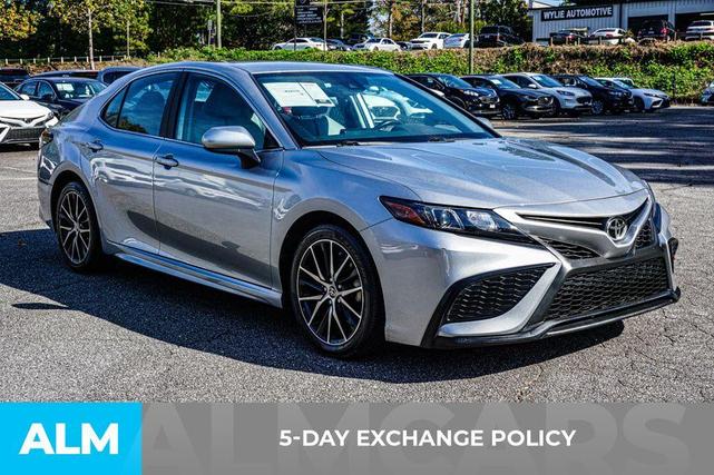 2021 toyota camry se nightshade