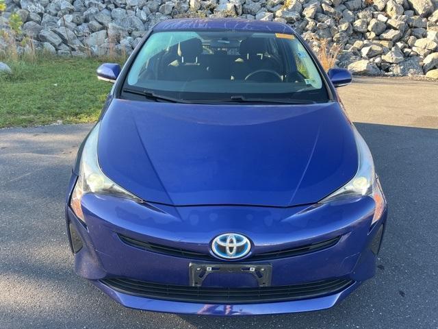 2016 toyota prius two