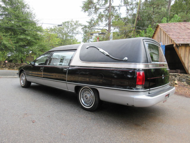 1992 buick roadmaster hearse - halloween haunted house coffin prop skeleton