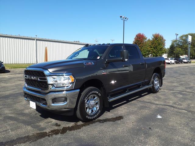 2022 ram 3500 tradesman crew cab 4x4 6'4' box