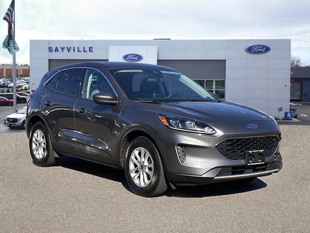 2021 ford escape se