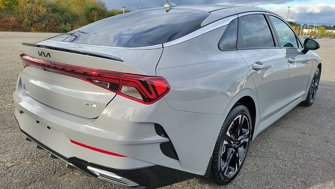 2024 kia k5 gt-line