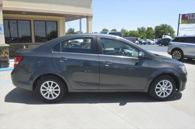 2019 chevrolet sonic lt