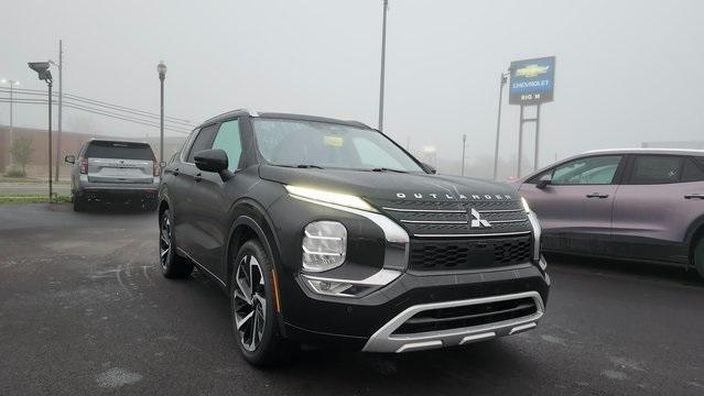 2022 mitsubishi outlander sel