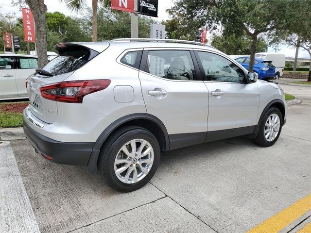 2021 nissan rogue sport sv