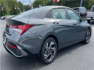2025 Hyundai Elantra limited