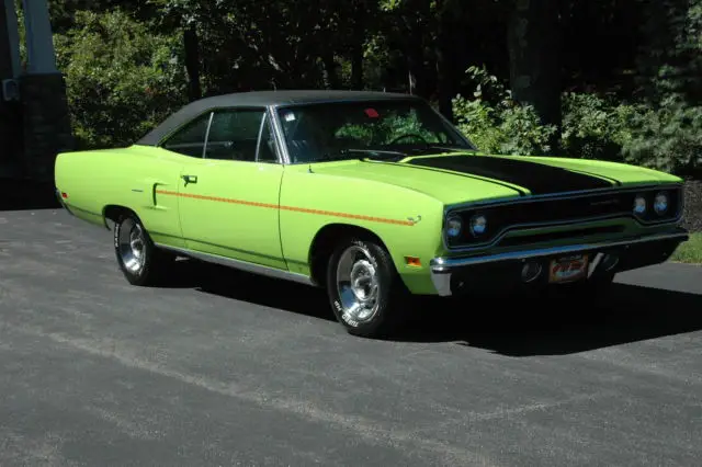 1970 plymouth road runner classic muscle race collector barn collection antique