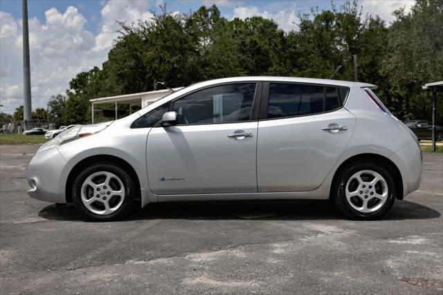 2013 nissan leaf sv