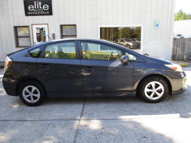 2013 toyota prius three