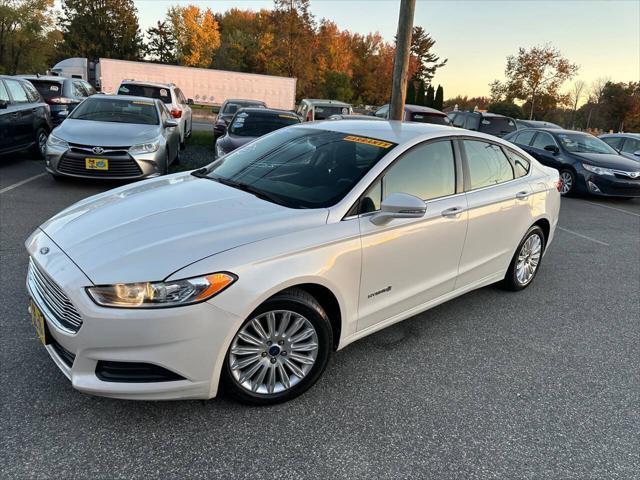 2014 ford fusion hybrid se