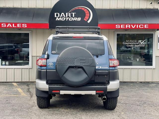 2012 toyota fj cruiser base